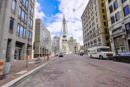 Cozysuites - 2Br With Direct Skybridge Access #5 Indianapolis Buitenkant foto