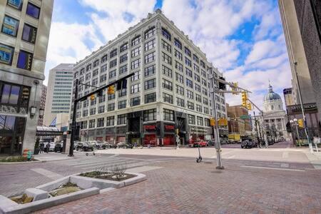 Cozysuites - 2Br With Direct Skybridge Access #5 Indianapolis Buitenkant foto