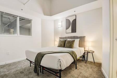 Cozysuites - 2Br With Direct Skybridge Access #5 Indianapolis Buitenkant foto